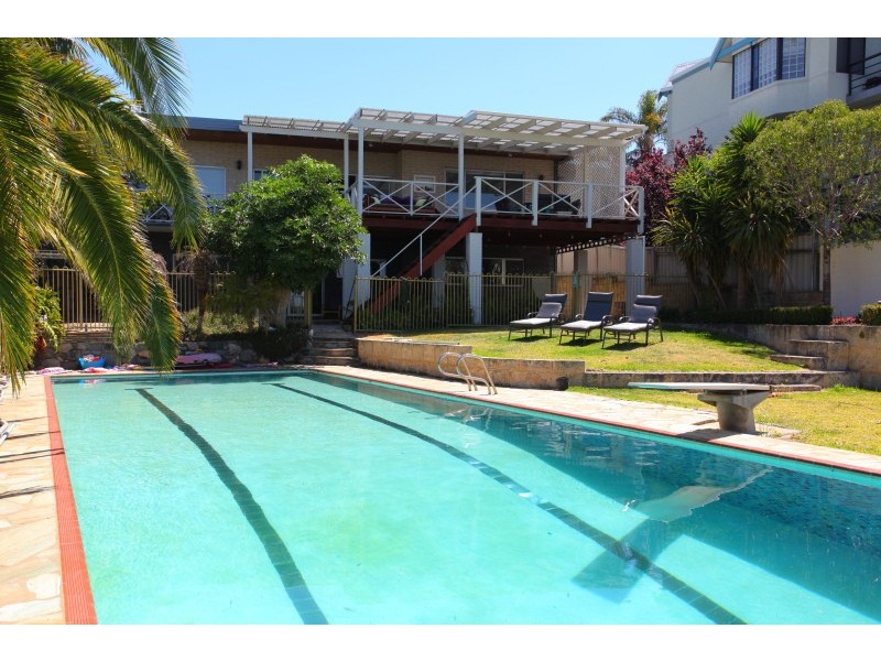 8 Stoke Street, Mount Pleasant WA 6153