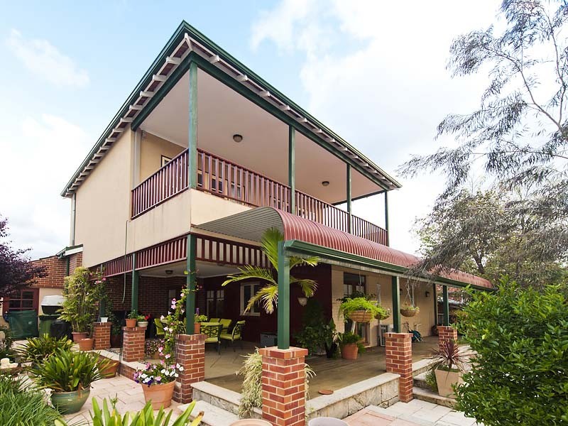 6 Oxford St, Kensington WA 6151