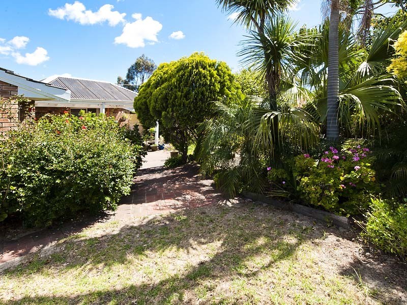 9 Congdon Way, Booragoon WA 6154