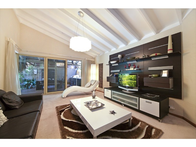 35A Matheson Rd, Applecross WA 6153