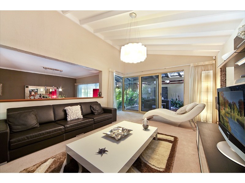 35A Matheson Rd, Applecross WA 6153