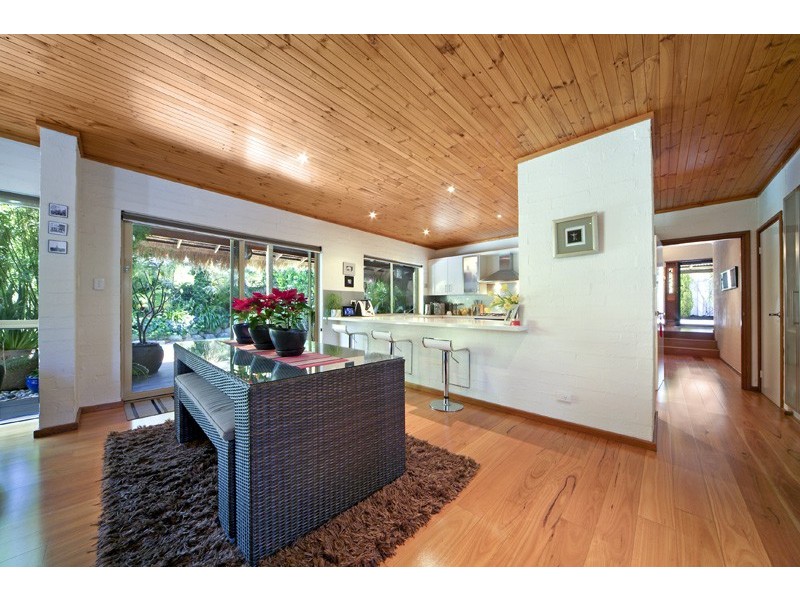 35A Matheson Rd, Applecross WA 6153