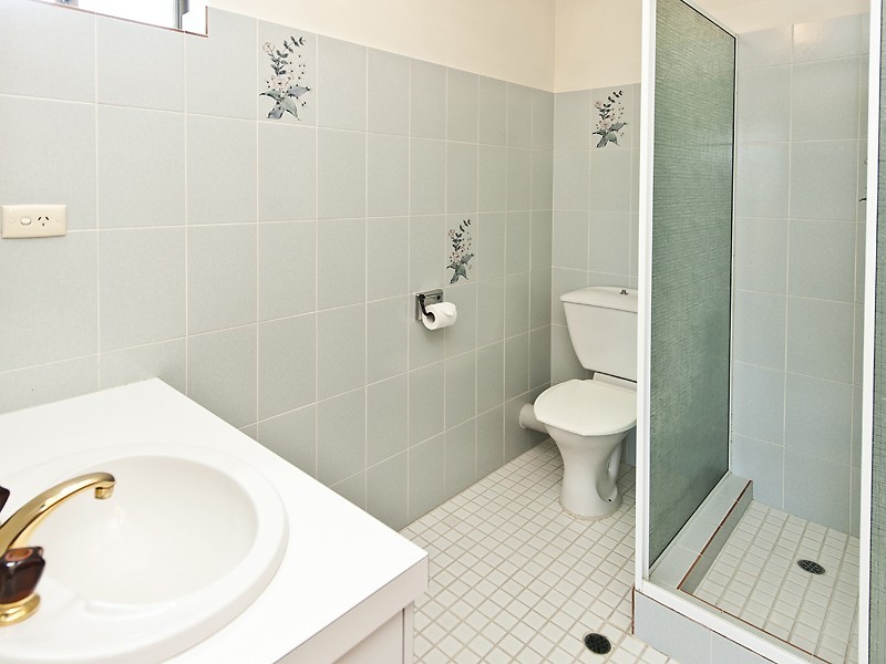 4/10 Bridges Road, Melville WA 6156