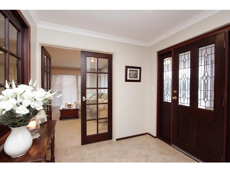 26 Arlington Loop, Coogee WA 6166