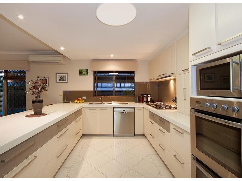 7 Crest Avenue, Mount Pleasant WA 6153