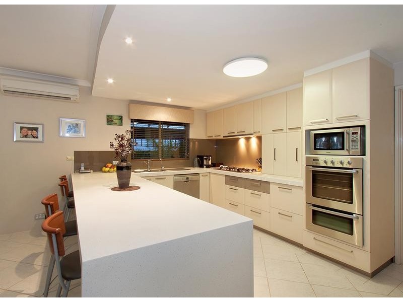 7 Crest Avenue, Mount Pleasant WA 6153