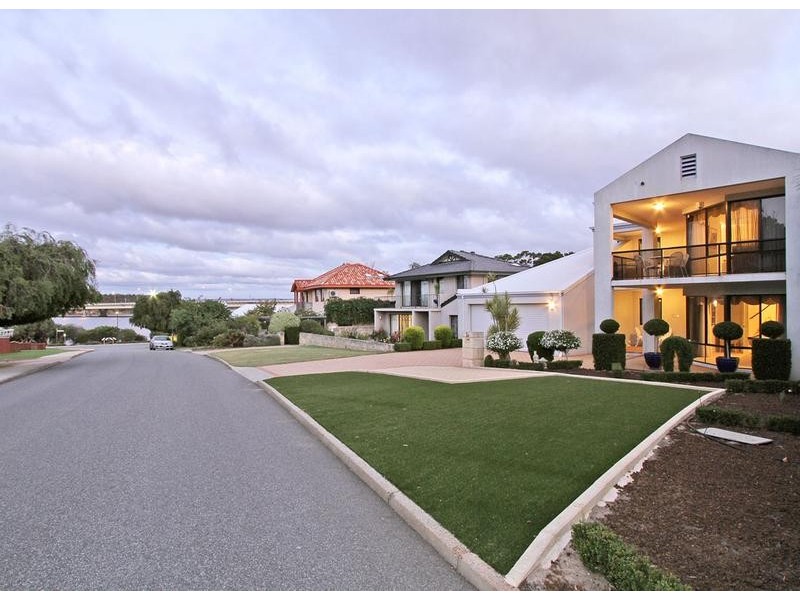 1B Canning Avenue, Mount Pleasant WA 6153