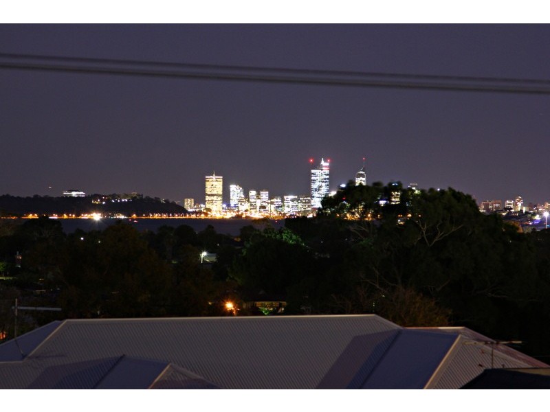 27B McCoy Street, Melville WA 6156