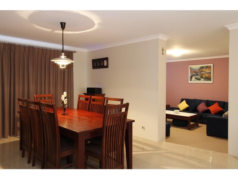 20 Crest Avenue, Mount Pleasant WA 6153