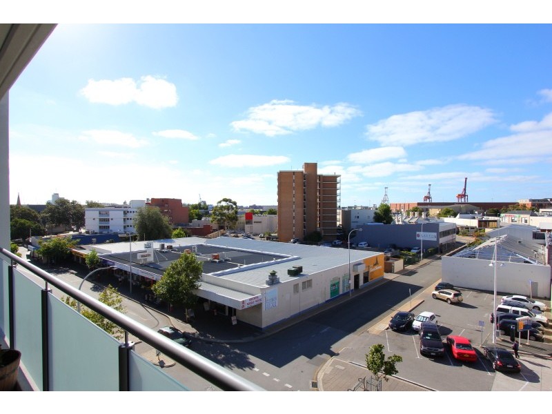 13/185 High Street, Fremantle WA 6160