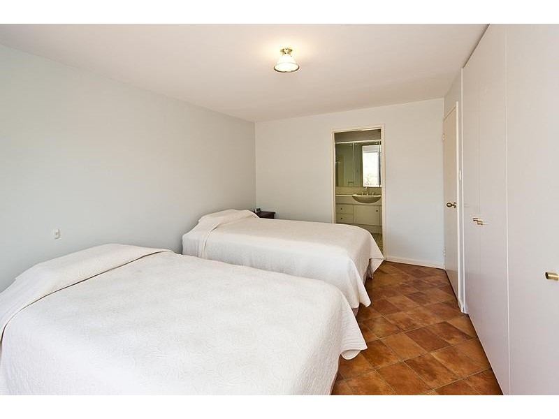 37 Macleod Road, Applecross WA 6153