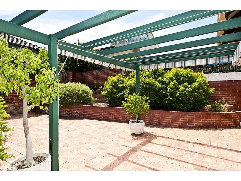 37 Macleod Road, Applecross WA 6153