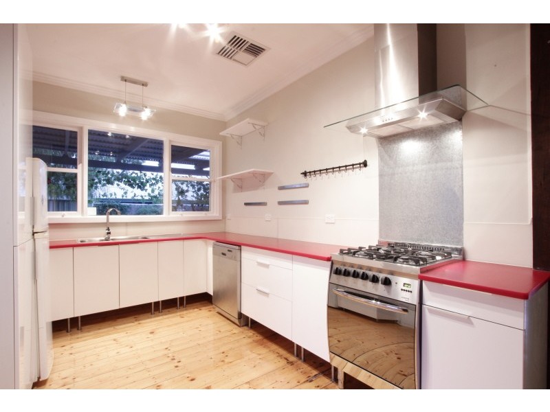 19 Hodge Street, Willagee WA 6156