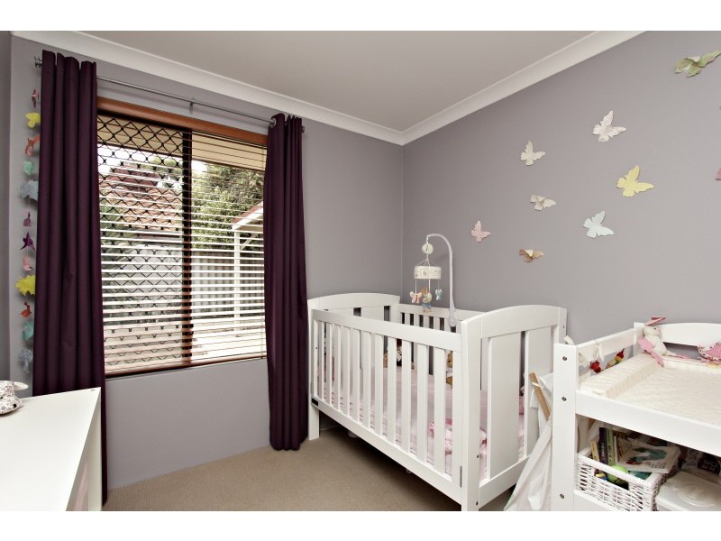 30 Rivett way, Brentwood WA 6153