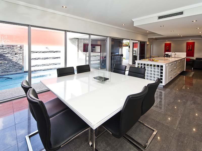 232A Riseley St, Booragoon WA 6154