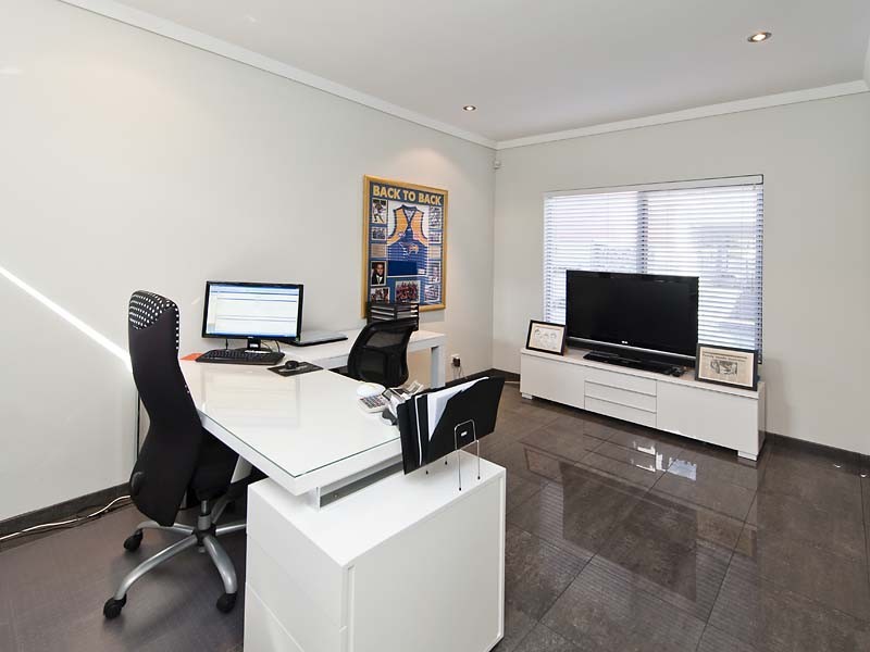 232A Riseley St, Booragoon WA 6154