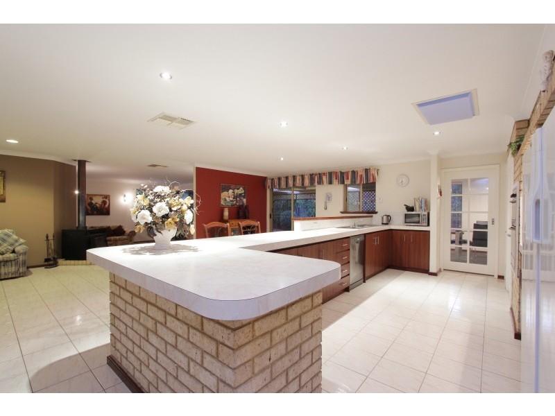 4 Harlock Close, Murdoch WA 6150