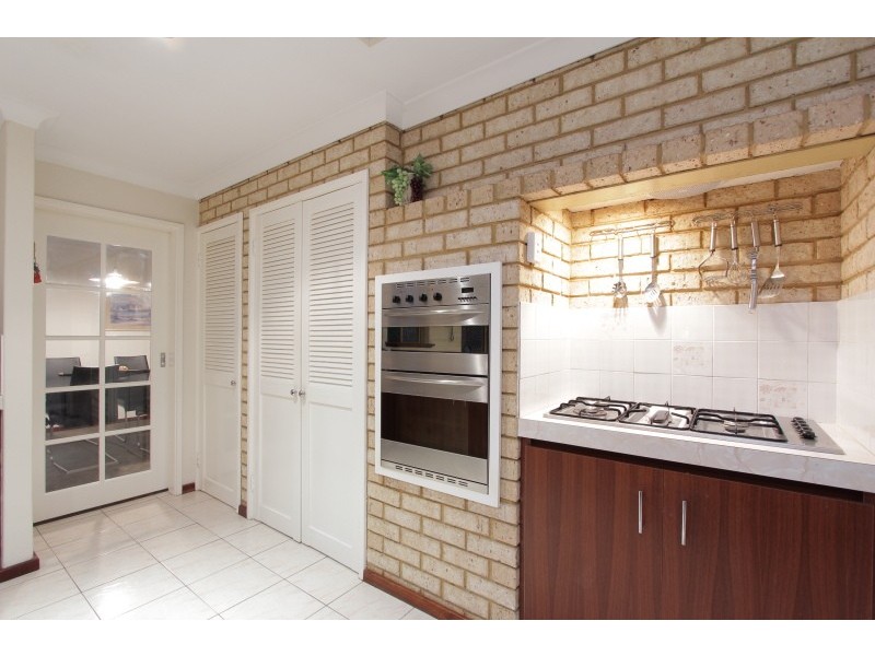 4 Harlock Close, Murdoch WA 6150