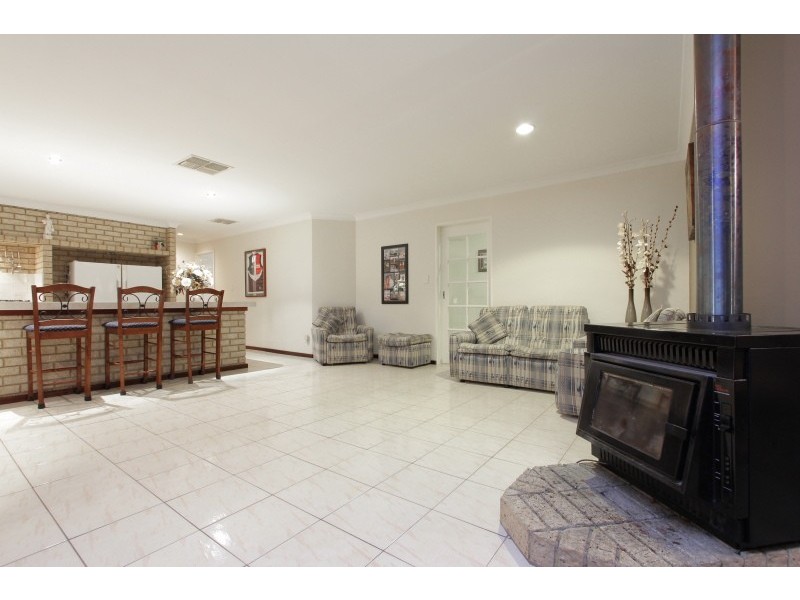 4 Harlock Close, Murdoch WA 6150