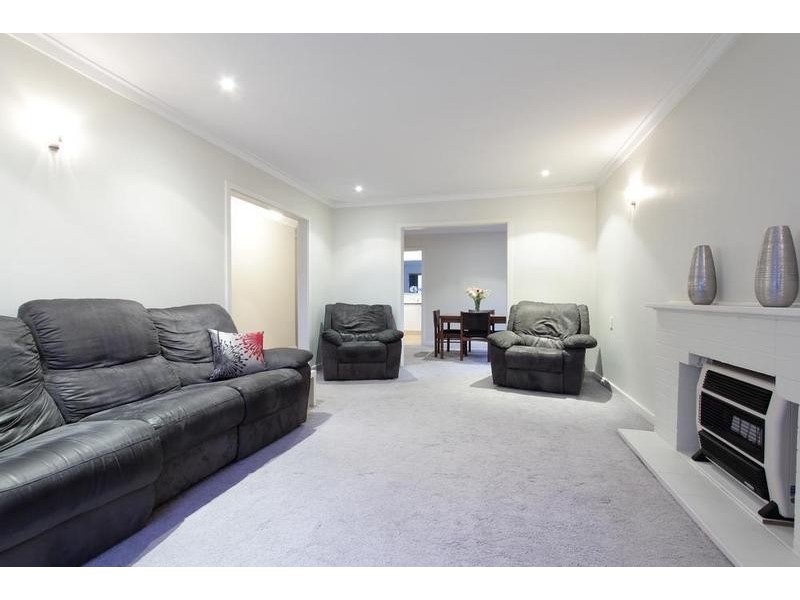 13 Pickering Way, Booragoon WA 6154