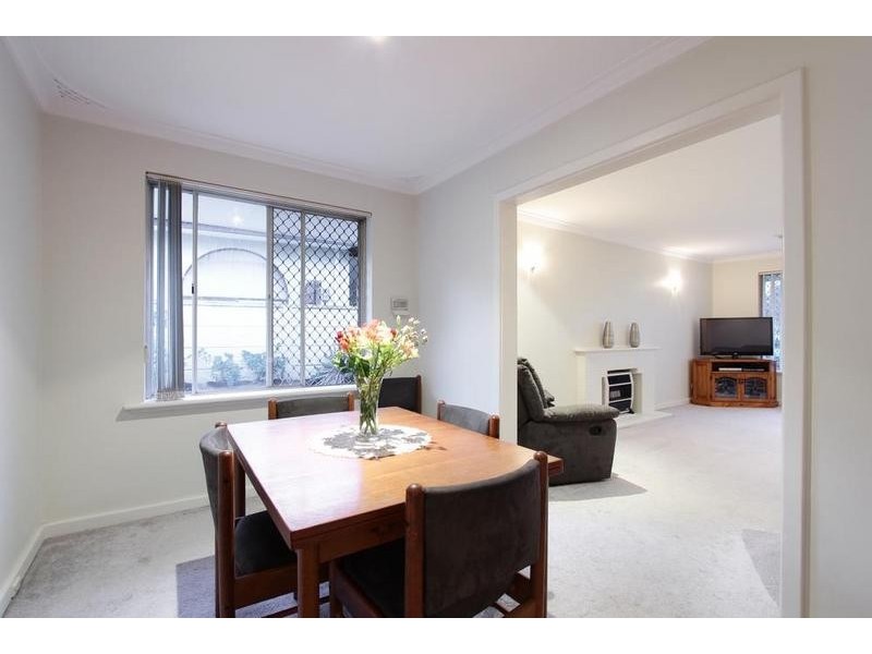 13 Pickering Way, Booragoon WA 6154