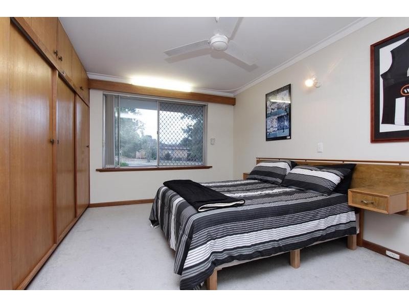 13 Pickering Way, Booragoon WA 6154