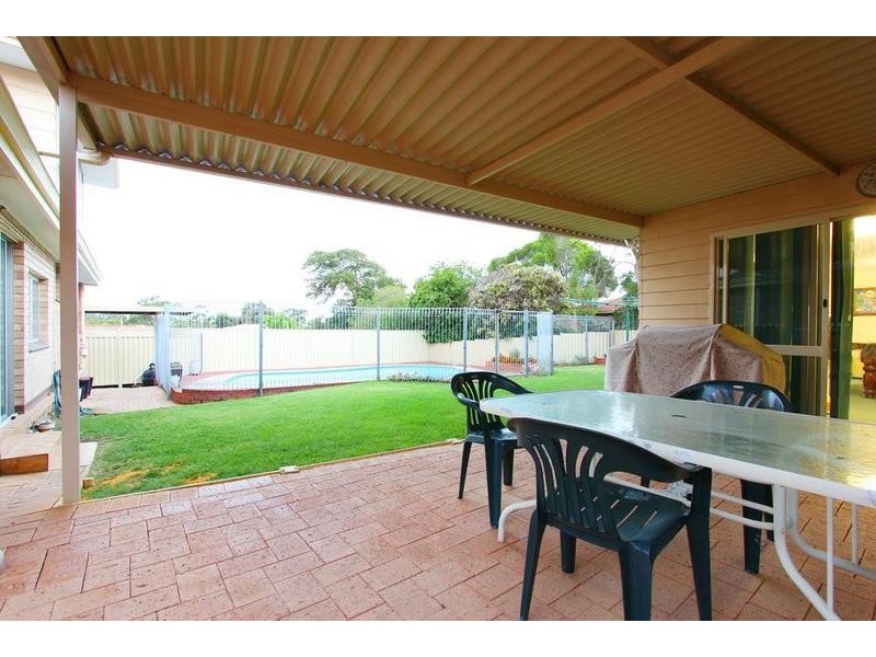 13 Pickering Way, Booragoon WA 6154