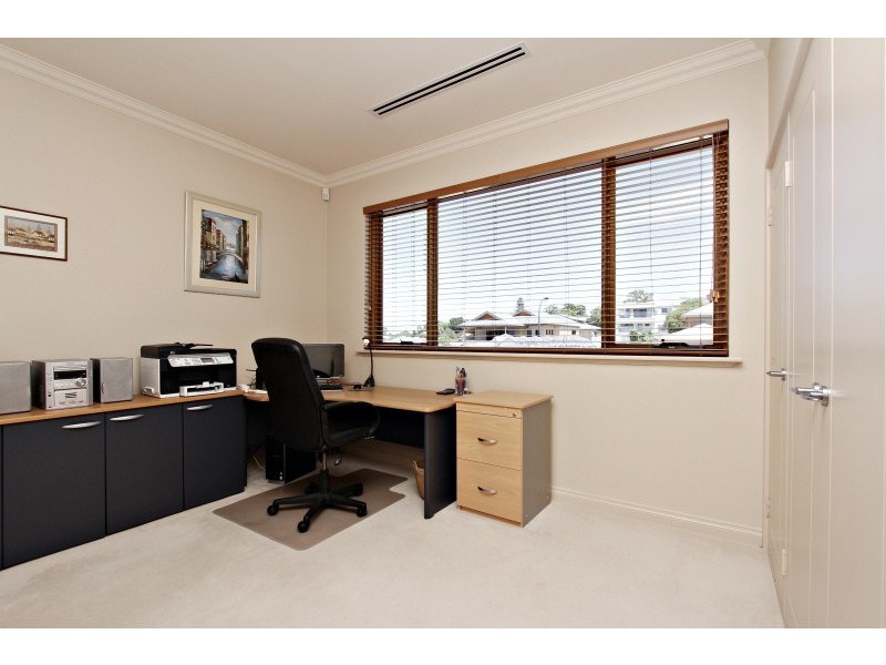 3B Parkside Ave, Mount Pleasant WA 6153