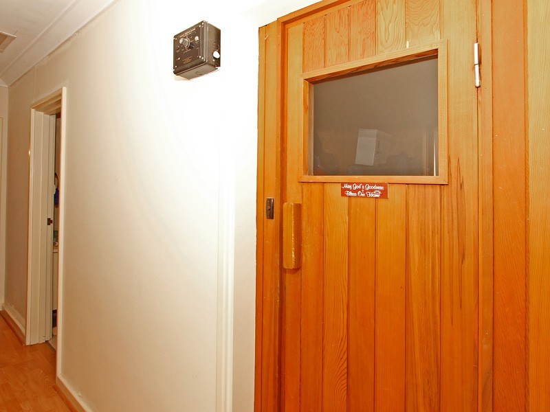 89 Riverton Drive, Rossmoyne WA 6148