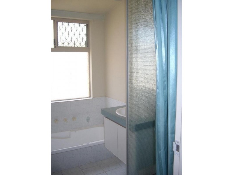 11 Rosebud Close, Huntingdale WA 6110