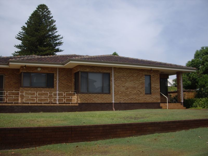 1a Queens Road, Mount Pleasant WA 6153