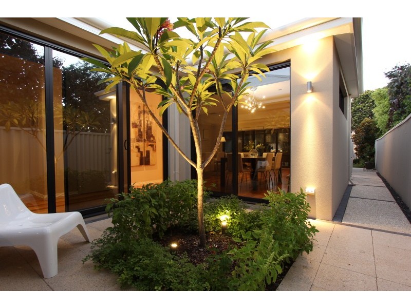 28A Pembroke Street, Bicton WA 6157