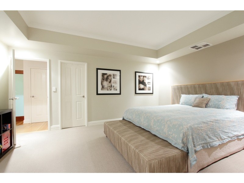 8 Helm Street, Mount Pleasant WA 6153