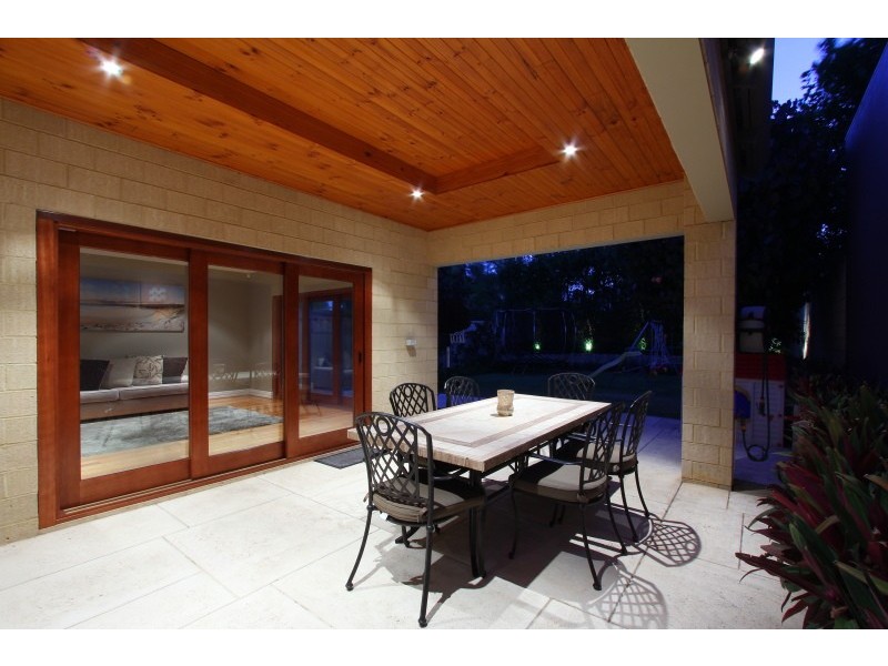 8 Helm Street, Mount Pleasant WA 6153