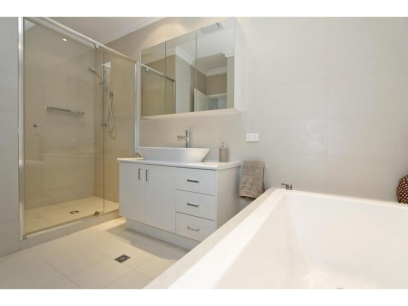 25B Dunkley Ave, Applecross WA 6153