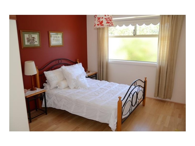 44A Davy St, Alfred Cove WA 6154