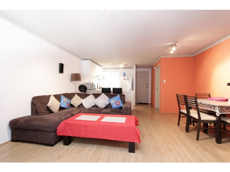 10/2 Mitchell Street, Bentley WA 6102