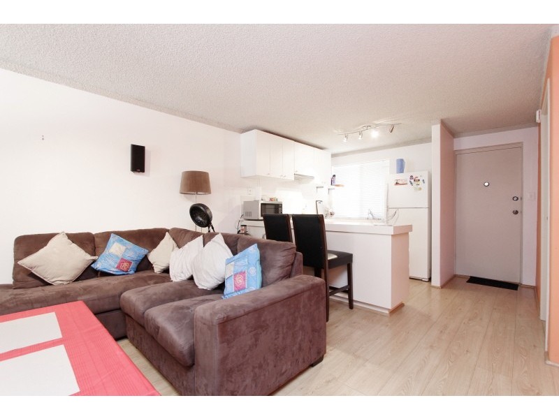 10/2 Mitchell Street, Bentley WA 6102