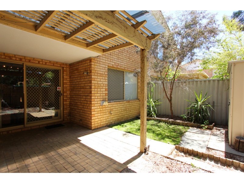 10/2 Mitchell Street, Bentley WA 6102