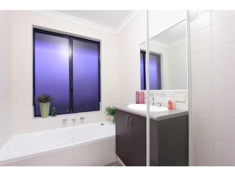 25 Koomba Rise, Bertram WA 6167