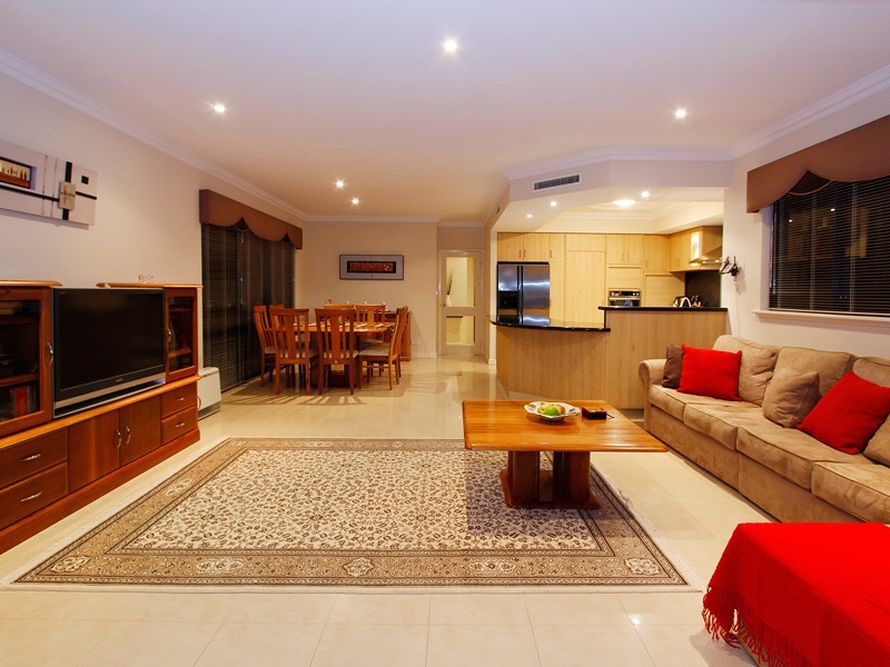 5B Rogerson, Mount Pleasant WA 6153