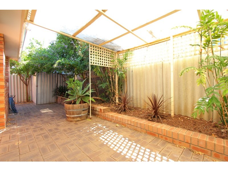 5/300 Preston Point Road, Attadale WA 6156