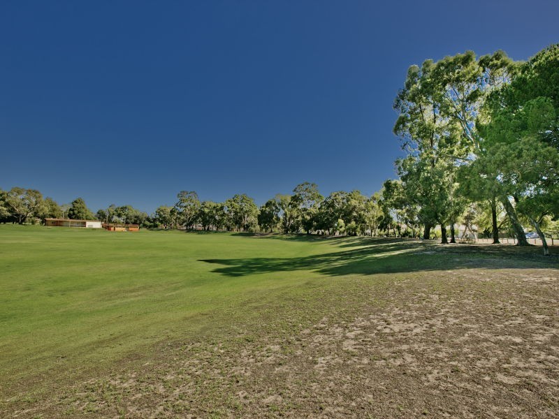 1A Bushell Place, Ardross WA 6153