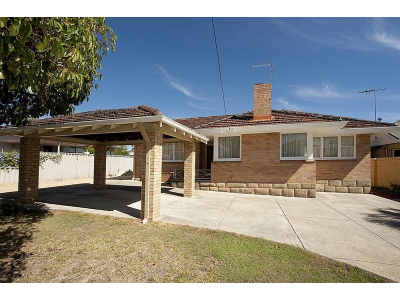 30 Davy Street, Alfred Cove WA 6154