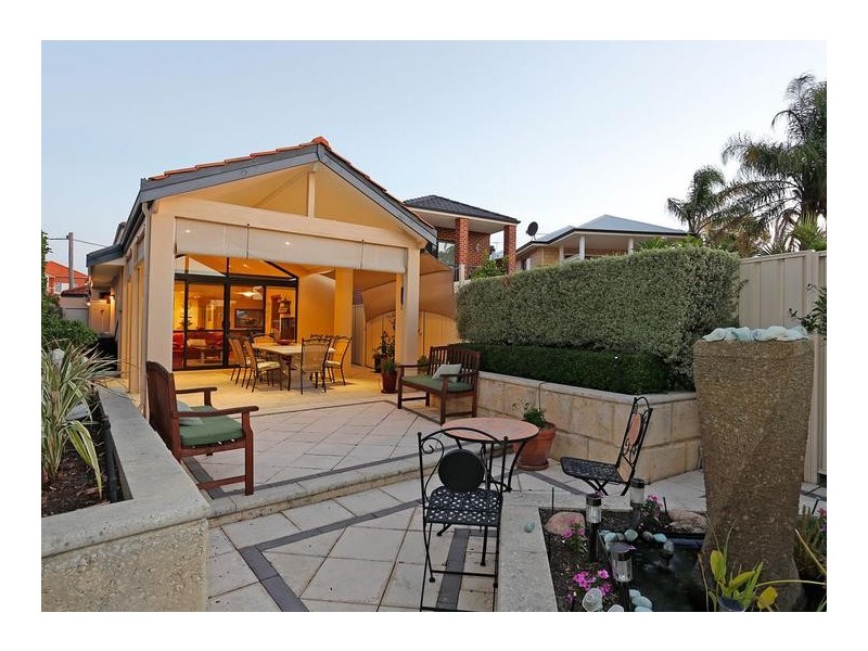 1C Drew Road, Ardross WA 6153