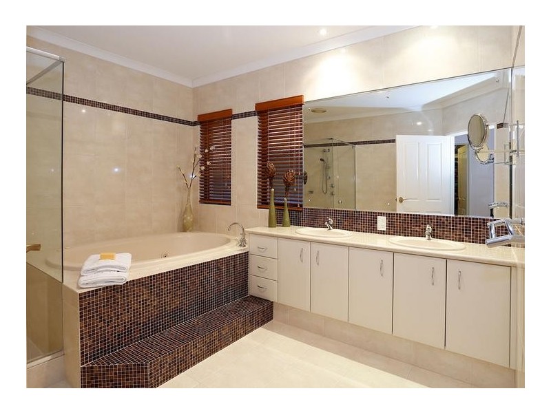 1C Drew Road, Ardross WA 6153