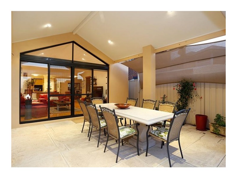 1C Drew Road, Ardross WA 6153