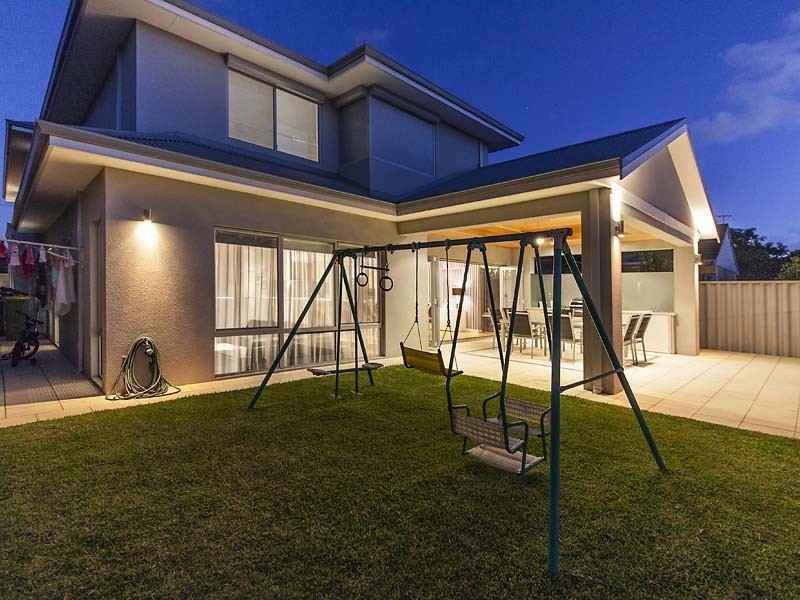 24B Strickland Road, Ardross WA 6153