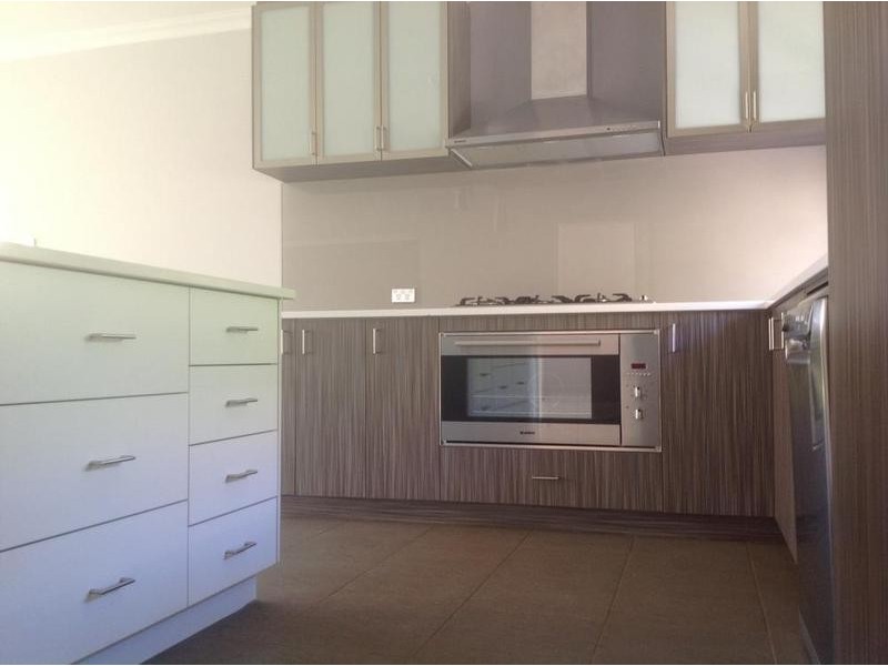 8 Lautour Street, South Guildford WA 6055