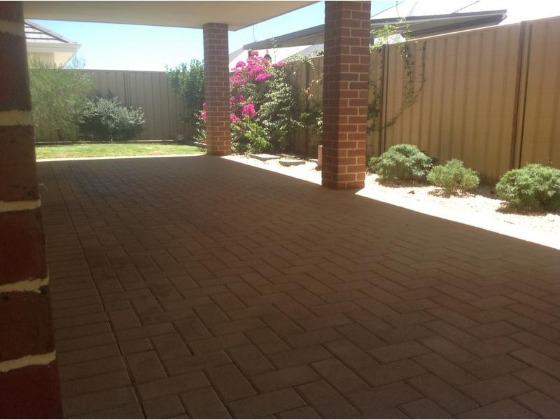 8 Lautour Street, South Guildford WA 6055